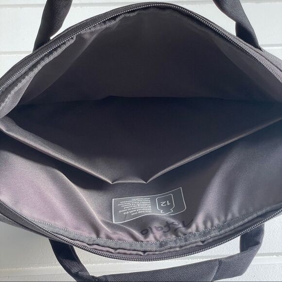 Targus Light Grey 14" Cypress Slimcase Laptop Bag With Ecosmart - Picture 8 of 10